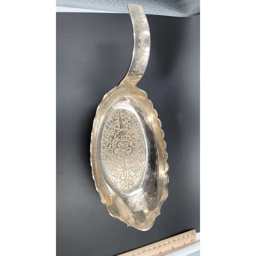 Vintage Z.Y. India Etched Silver Tone Metal Dish Basket‎ Handle Scalloped 11